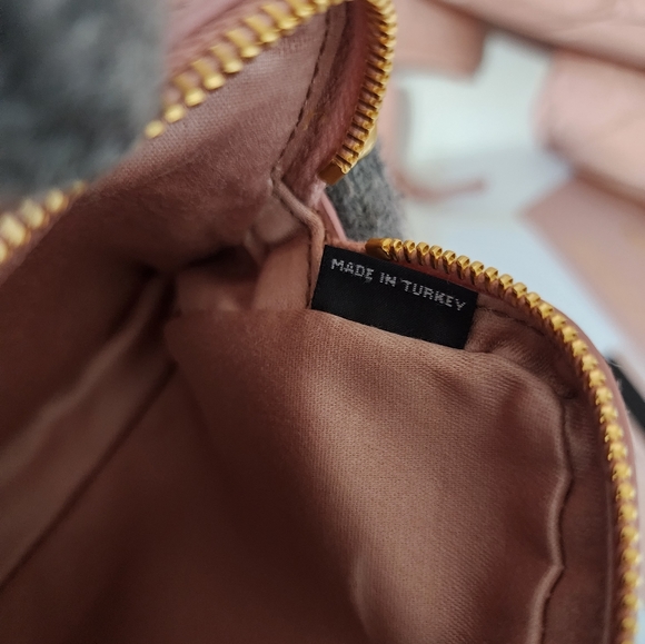 ❌️SOLD❌️Miu Miu CAMEO MATELASSÉ CROSSBODY - Picture 14 of 16